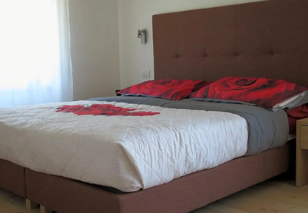 Villa Delle Querce Tremosine 0*,