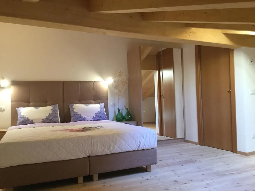 Villa Delle Querce Tremosine 0*,